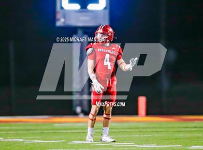 Thumbnail 1 in Deweyville vs Grapeland (UIL Football 2A Dll Bi-District Playoff) photogallery.