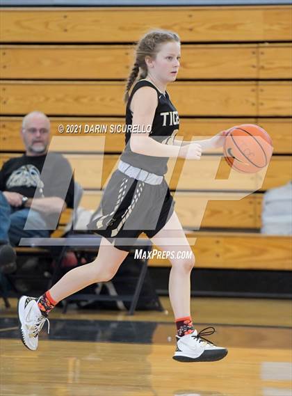 Thumbnail 1 in Canon City vs. ThunderRidge (Nike Tournament of Champions) photogallery.