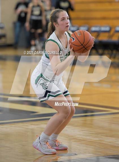 Thumbnail 2 in Canon City vs. ThunderRidge (Nike Tournament of Champions) photogallery.