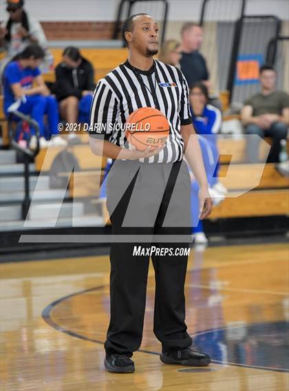 Thumbnail 2 in Canon City vs. ThunderRidge (Nike Tournament of Champions) photogallery.