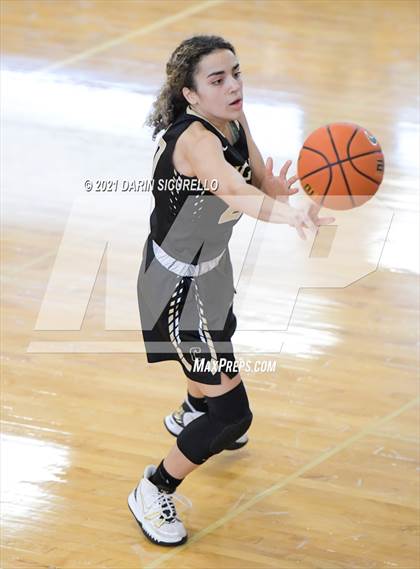 Thumbnail 2 in Canon City vs. ThunderRidge (Nike Tournament of Champions) photogallery.