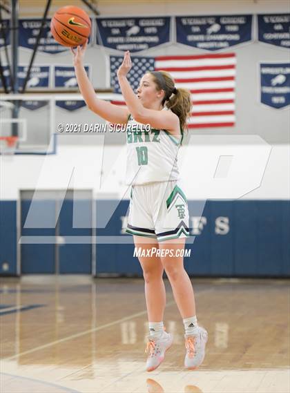 Thumbnail 2 in Canon City vs. ThunderRidge (Nike Tournament of Champions) photogallery.