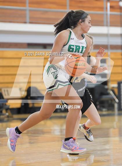 Thumbnail 3 in Canon City vs. ThunderRidge (Nike Tournament of Champions) photogallery.