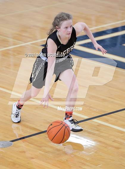 Thumbnail 3 in Canon City vs. ThunderRidge (Nike Tournament of Champions) photogallery.