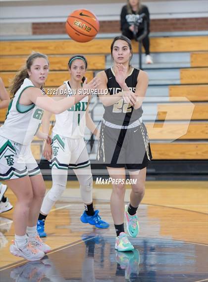 Thumbnail 1 in Canon City vs. ThunderRidge (Nike Tournament of Champions) photogallery.