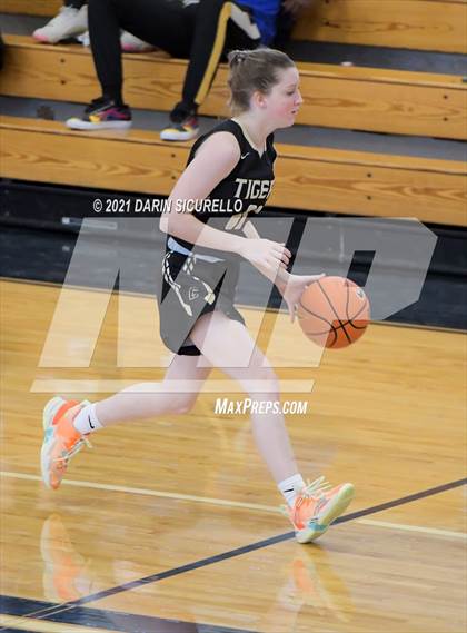 Thumbnail 1 in Canon City vs. ThunderRidge (Nike Tournament of Champions) photogallery.