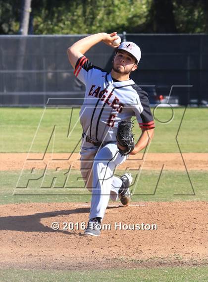 Thumbnail 1 in Arcadia vs. Etiwanda photogallery.