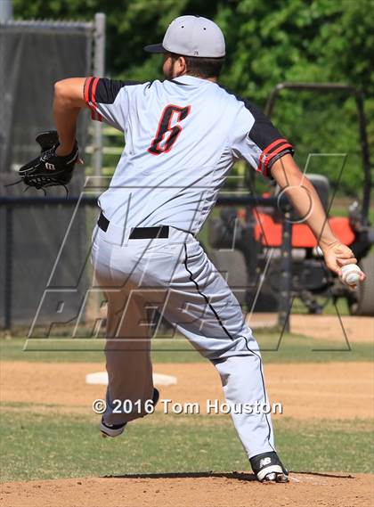 Thumbnail 2 in Arcadia vs. Etiwanda photogallery.