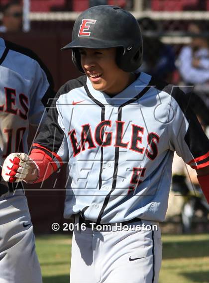 Thumbnail 1 in Arcadia vs. Etiwanda photogallery.