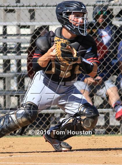 Thumbnail 2 in Arcadia vs. Etiwanda photogallery.