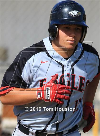 Thumbnail 2 in Arcadia vs. Etiwanda photogallery.