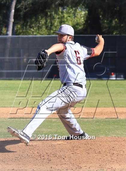 Thumbnail 2 in Arcadia vs. Etiwanda photogallery.