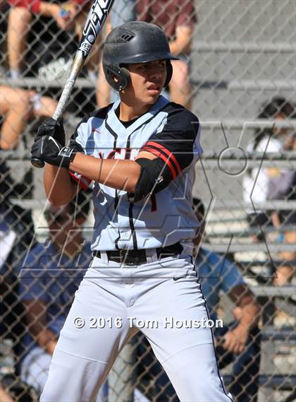 Thumbnail 1 in Arcadia vs. Etiwanda photogallery.