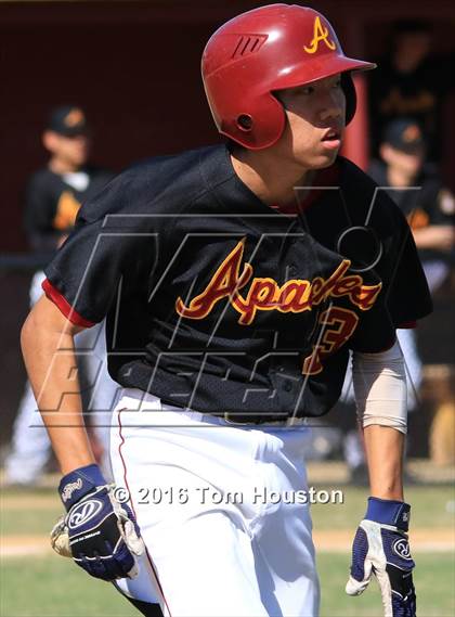Thumbnail 1 in Arcadia vs. Etiwanda photogallery.