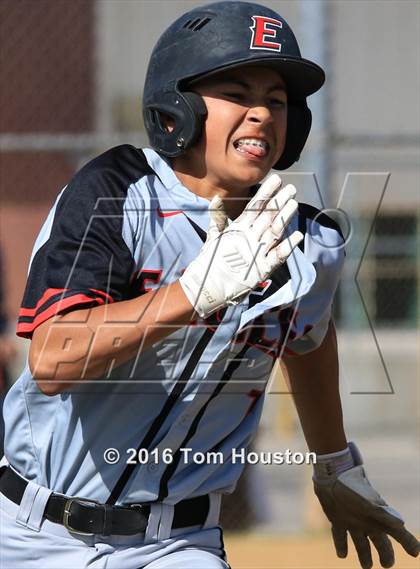 Thumbnail 1 in Arcadia vs. Etiwanda photogallery.