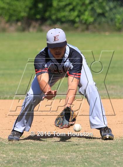Thumbnail 1 in Arcadia vs. Etiwanda photogallery.