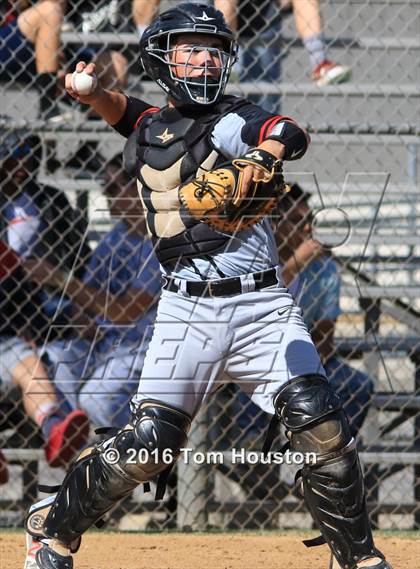 Thumbnail 2 in Arcadia vs. Etiwanda photogallery.