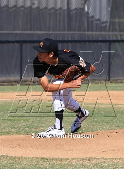 Thumbnail 3 in Arcadia vs. Etiwanda photogallery.