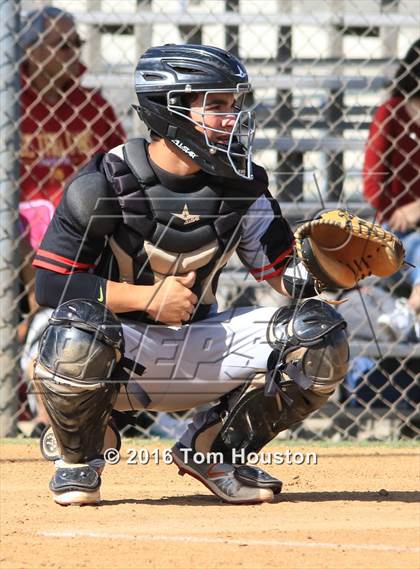 Thumbnail 1 in Arcadia vs. Etiwanda photogallery.