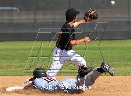 Thumbnail 3 in Arcadia vs. Etiwanda photogallery.