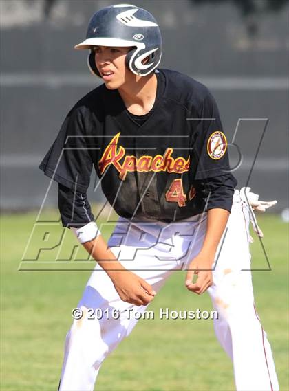 Thumbnail 1 in Arcadia vs. Etiwanda photogallery.