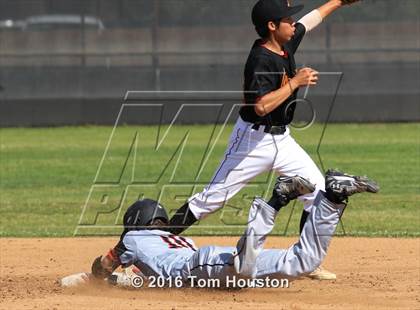 Thumbnail 1 in Arcadia vs. Etiwanda photogallery.
