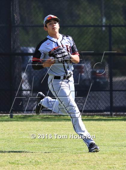 Thumbnail 3 in Arcadia vs. Etiwanda photogallery.