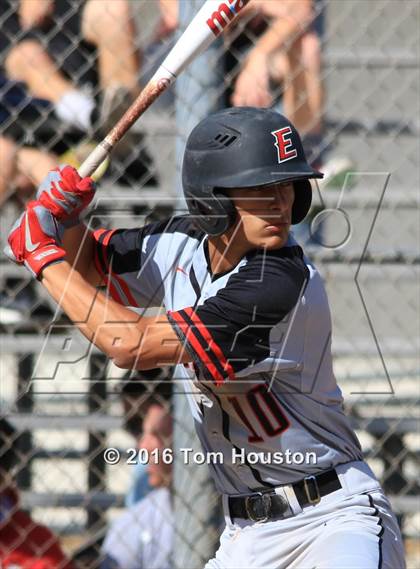 Thumbnail 2 in Arcadia vs. Etiwanda photogallery.