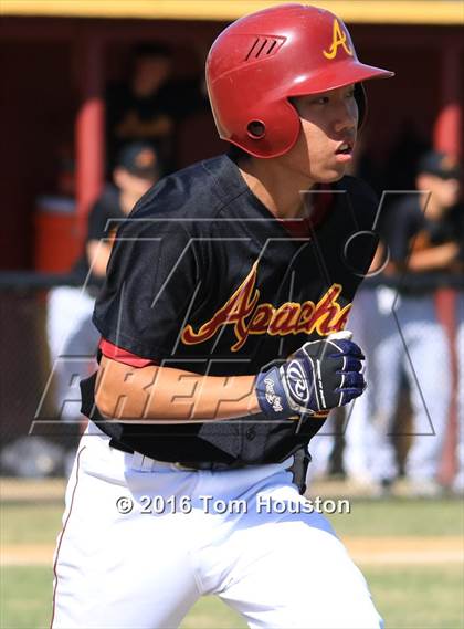 Thumbnail 2 in Arcadia vs. Etiwanda photogallery.