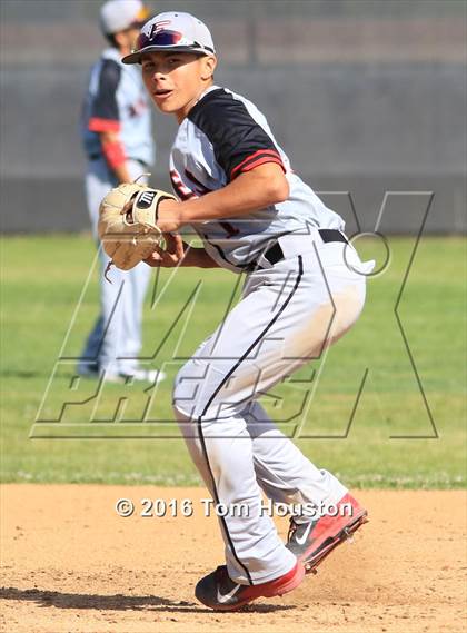 Thumbnail 3 in Arcadia vs. Etiwanda photogallery.