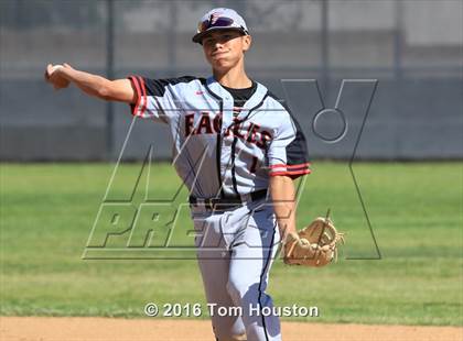 Thumbnail 1 in Arcadia vs. Etiwanda photogallery.