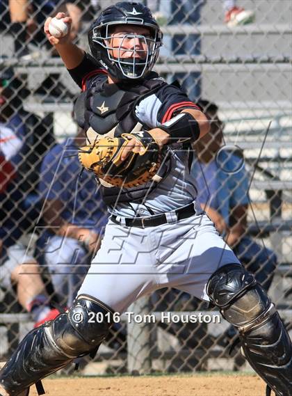 Thumbnail 2 in Arcadia vs. Etiwanda photogallery.
