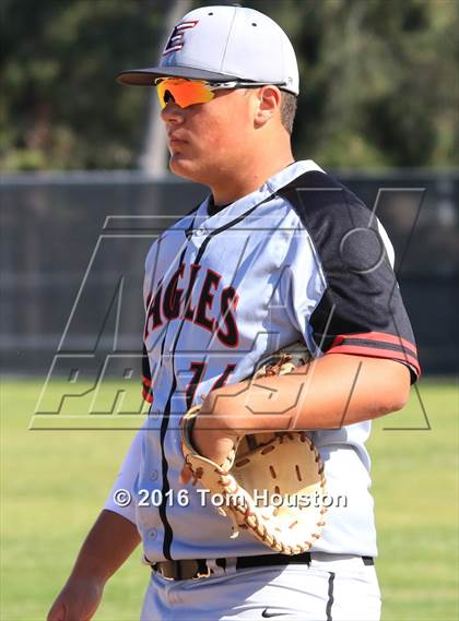 Thumbnail 1 in Arcadia vs. Etiwanda photogallery.