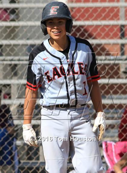 Thumbnail 2 in Arcadia vs. Etiwanda photogallery.