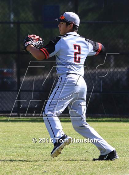 Thumbnail 2 in Arcadia vs. Etiwanda photogallery.