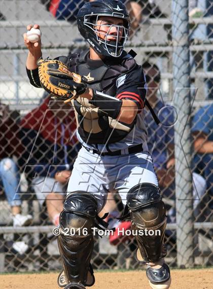 Thumbnail 3 in Arcadia vs. Etiwanda photogallery.