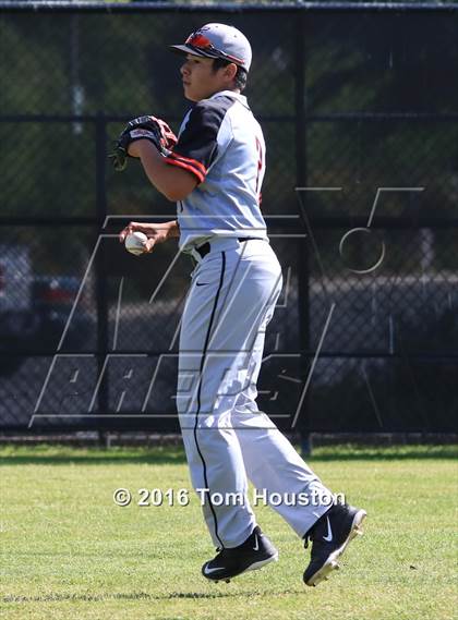 Thumbnail 3 in Arcadia vs. Etiwanda photogallery.