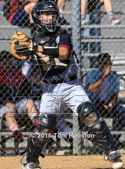 Thumbnail 3 in Arcadia vs. Etiwanda photogallery.