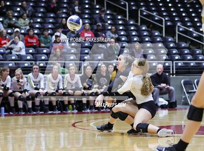 Thumbnail 3 in Bushland vs. Gunter (UIL Volleyball 3A Finals) photogallery.
