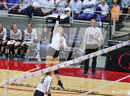 Thumbnail 1 in Bushland vs. Gunter (UIL Volleyball 3A Finals) photogallery.