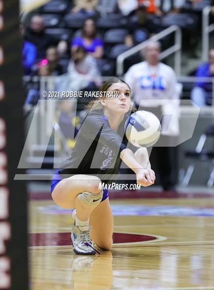 Thumbnail 1 in Bushland vs. Gunter (UIL Volleyball 3A Finals) photogallery.
