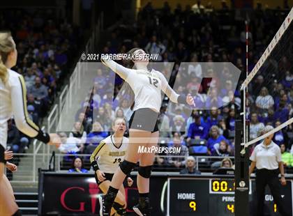 Thumbnail 2 in Bushland vs. Gunter (UIL Volleyball 3A Finals) photogallery.