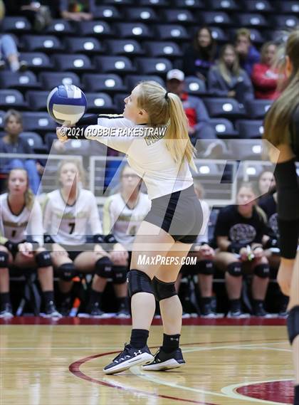 Thumbnail 1 in Bushland vs. Gunter (UIL Volleyball 3A Finals) photogallery.