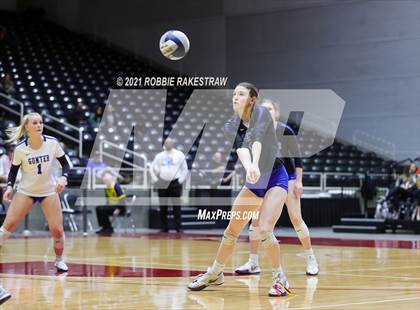 Thumbnail 3 in Bushland vs. Gunter (UIL Volleyball 3A Finals) photogallery.