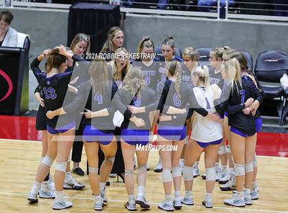 Thumbnail 1 in Bushland vs. Gunter (UIL Volleyball 3A Finals) photogallery.