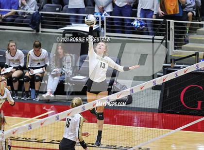 Thumbnail 1 in Bushland vs. Gunter (UIL Volleyball 3A Finals) photogallery.