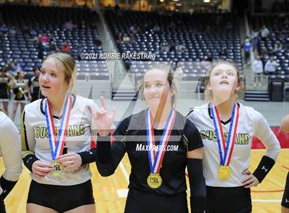 Thumbnail 2 in Bushland vs. Gunter (UIL Volleyball 3A Finals) photogallery.