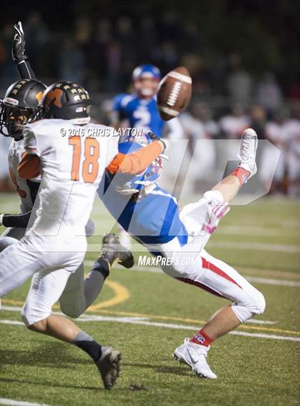 Thumbnail 3 in Mamaroneck @ Carmel (Section 1 Class AA 1st Round) photogallery.