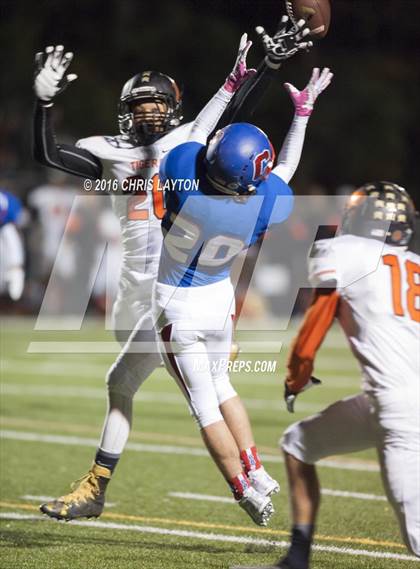 Thumbnail 2 in Mamaroneck @ Carmel (Section 1 Class AA 1st Round) photogallery.