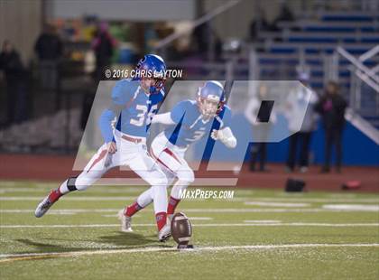 Thumbnail 2 in Mamaroneck @ Carmel (Section 1 Class AA 1st Round) photogallery.
